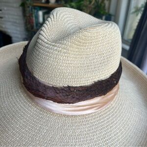 Vintage Feather Lei Hatband — Collector Grade, c. 1920s–1940s